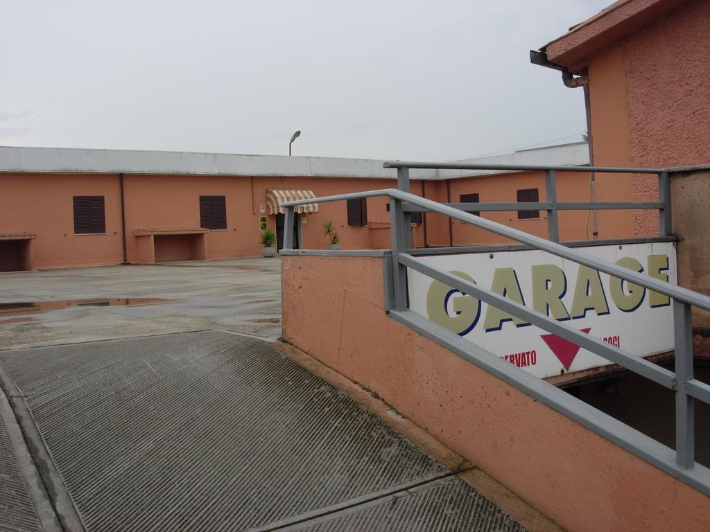 Ai Vecchi Tempi Hotel Frattocchie Exterior foto